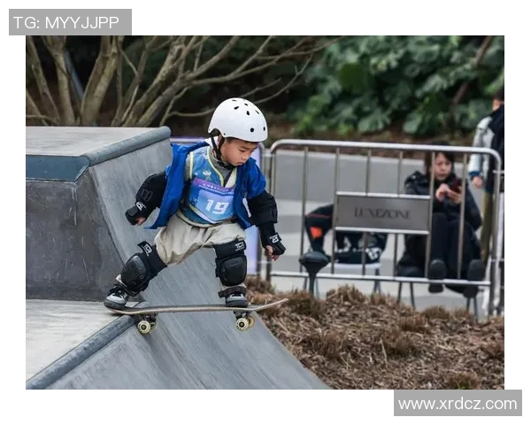 成都滑板队的拼搏精神与极限运动嘉年华的精彩瞬间回顾 成都滑板队的拼搏精神与极限运动嘉年华的精彩瞬间回顾