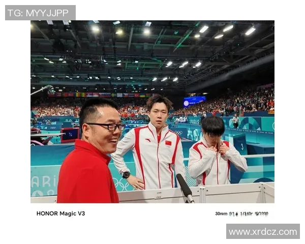 奥运游泳冠军背后的奋斗与荣耀：从训练到领奖台的心路历程